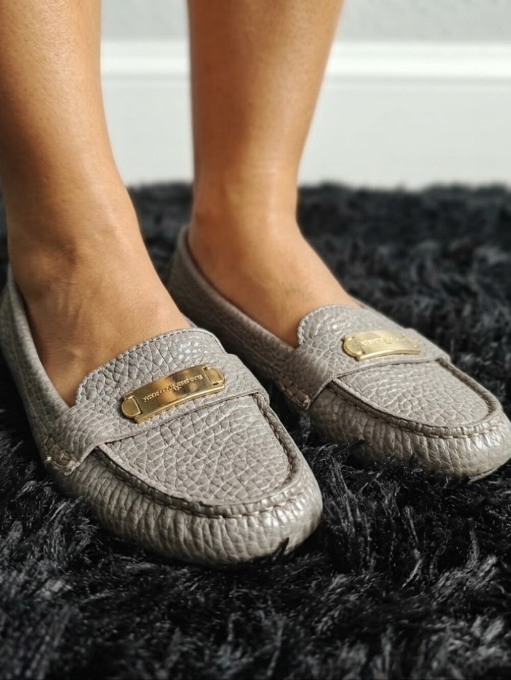 Burberry Rowles Embossed Driving Loafers Flats Pebble Mauve Gray Runs Small 38
